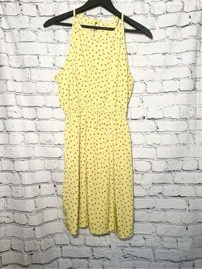 Everly. Yellow summer dress. Size M